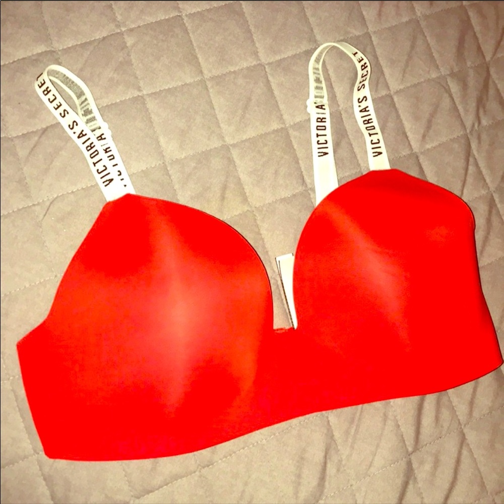 Victoria’s Secret-PINK, Red bra NWOT